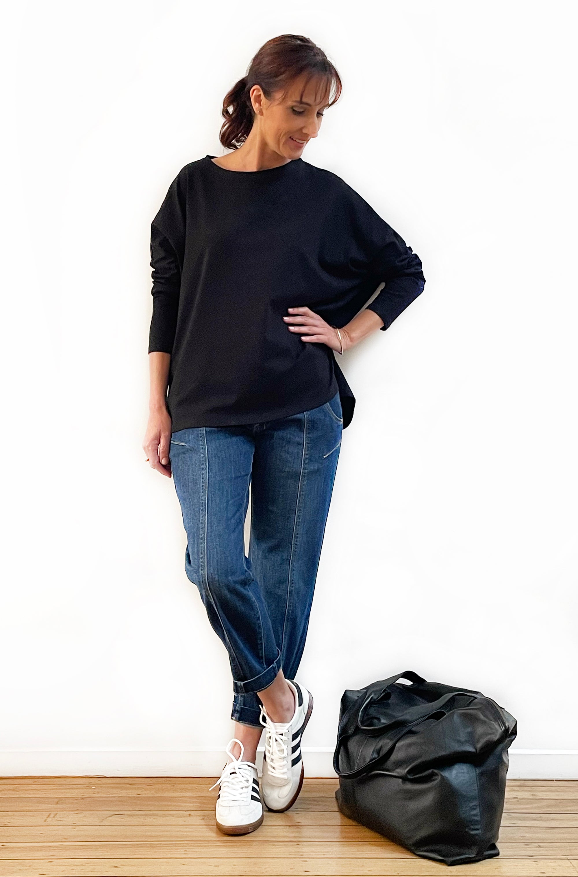 BAMBOO/ORGANIC COTTON SQUARE HEM BOX TOP BLACK