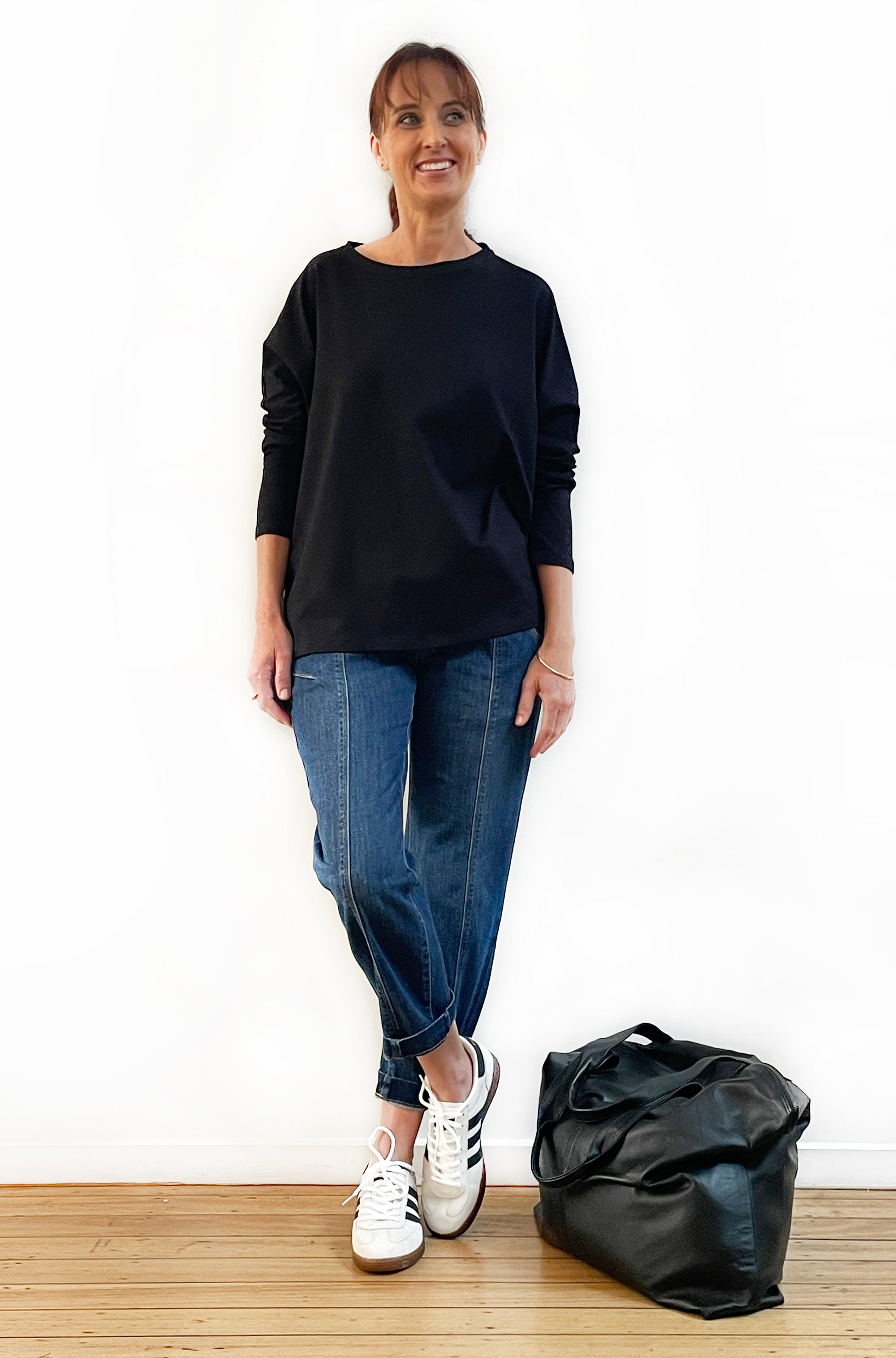 BAMBOO/ORGANIC COTTON SQUARE HEM BOX TOP BLACK