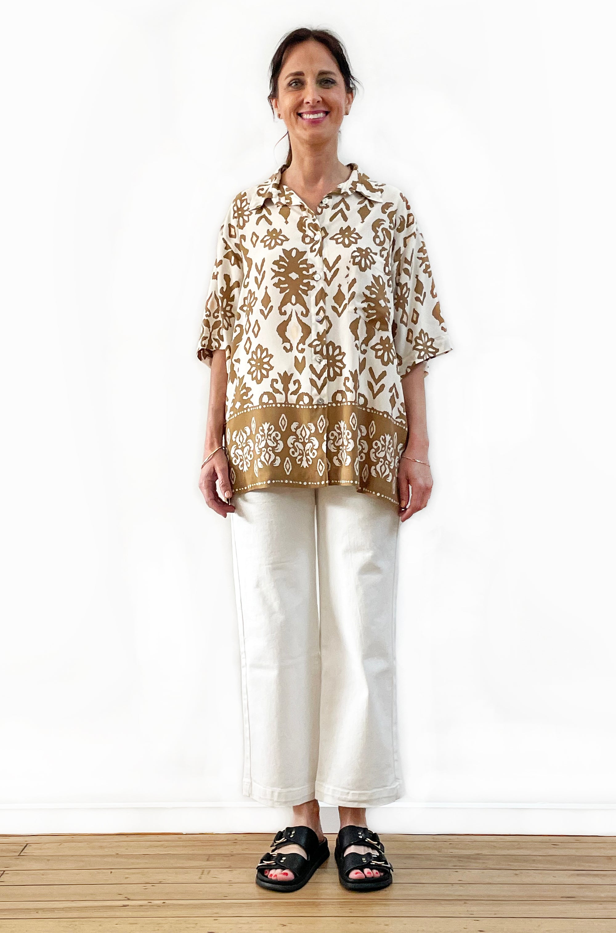BORDER PRINT SHORT SLEEVE SHIRT BRASS