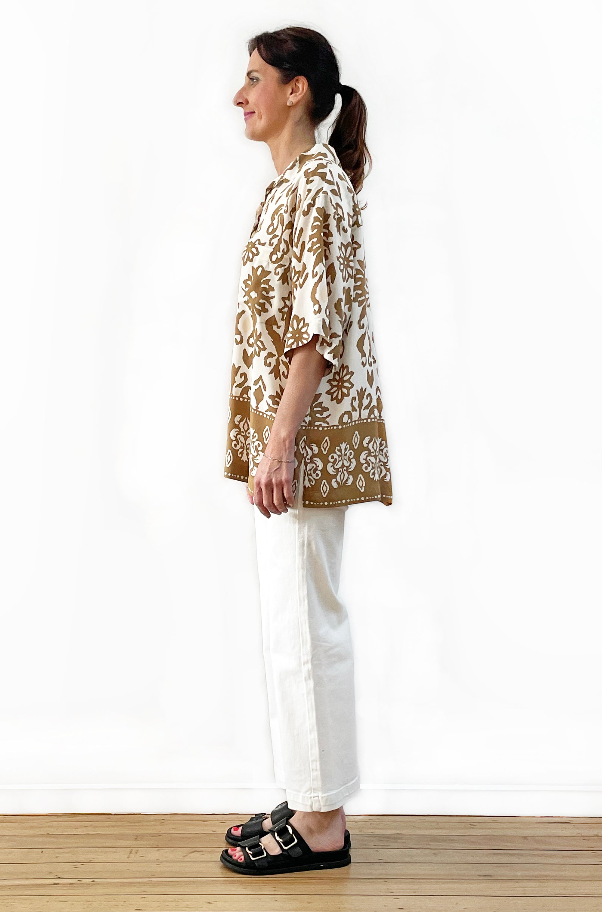 BORDER PRINT SHORT SLEEVE SHIRT BRASS