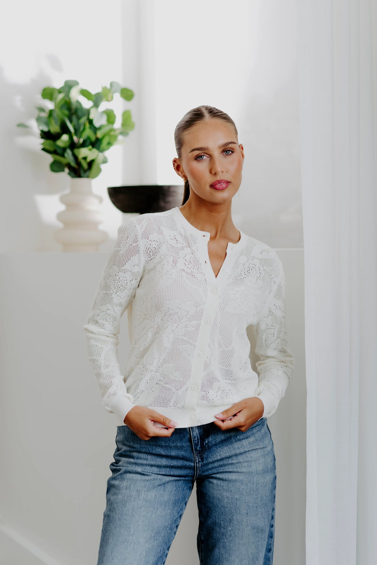 BRIDGE & LORD COTTON/VISCOSE LACEY KNIT CARDIGAN IVORY