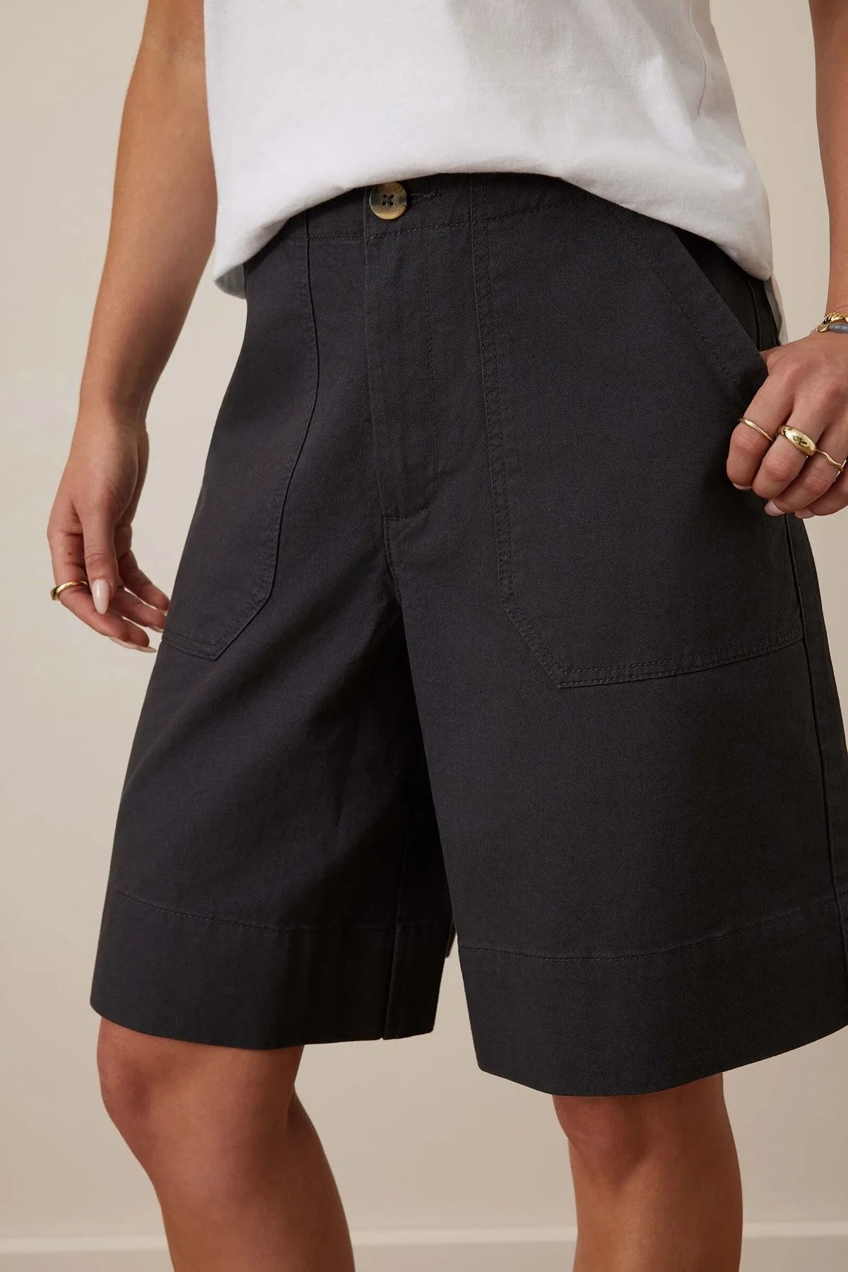 CERES LIFE BRONTE SHORT WASHED BLACK