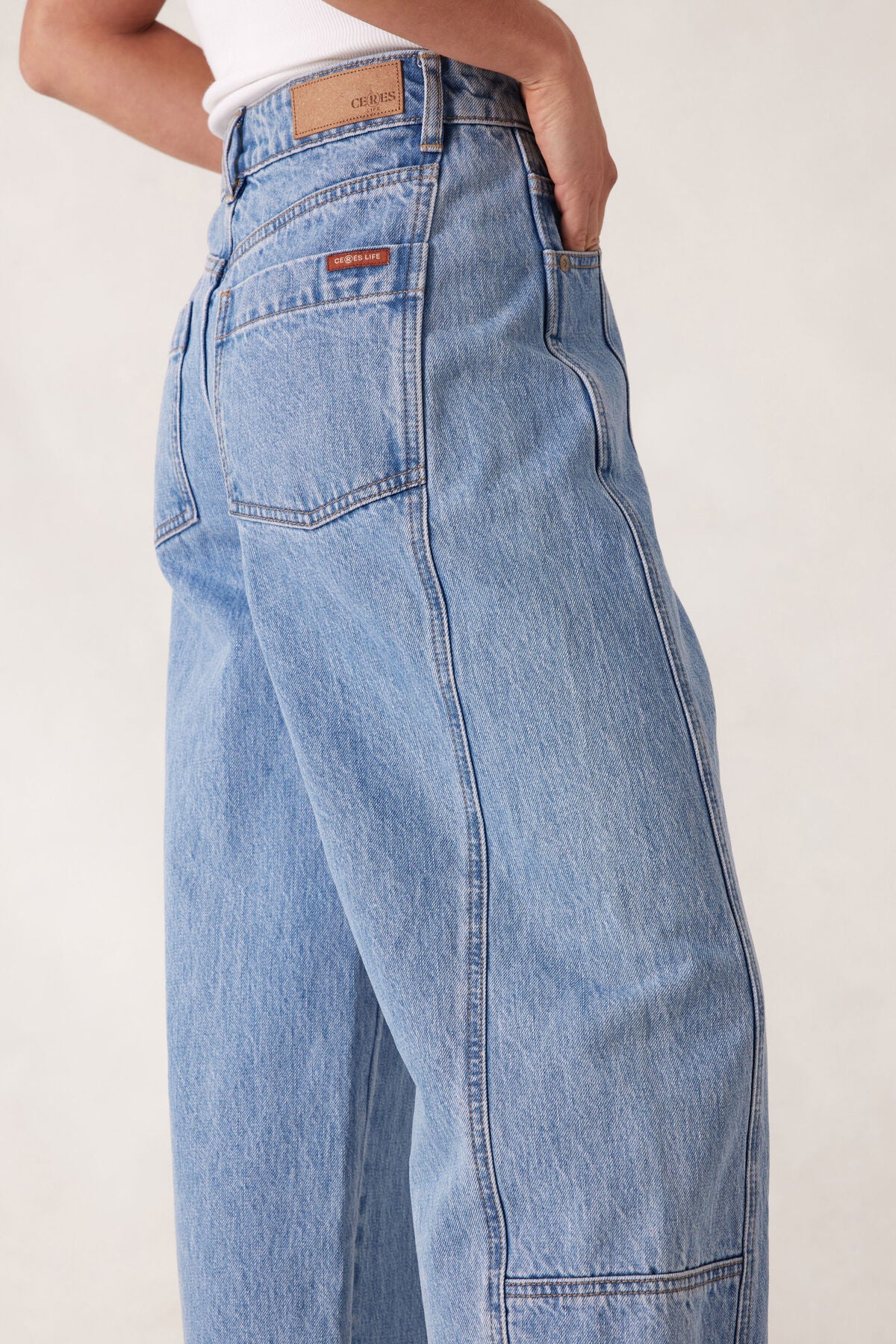 CERES LIFE DARTED BARREL JEAN VINTAGE BLUE