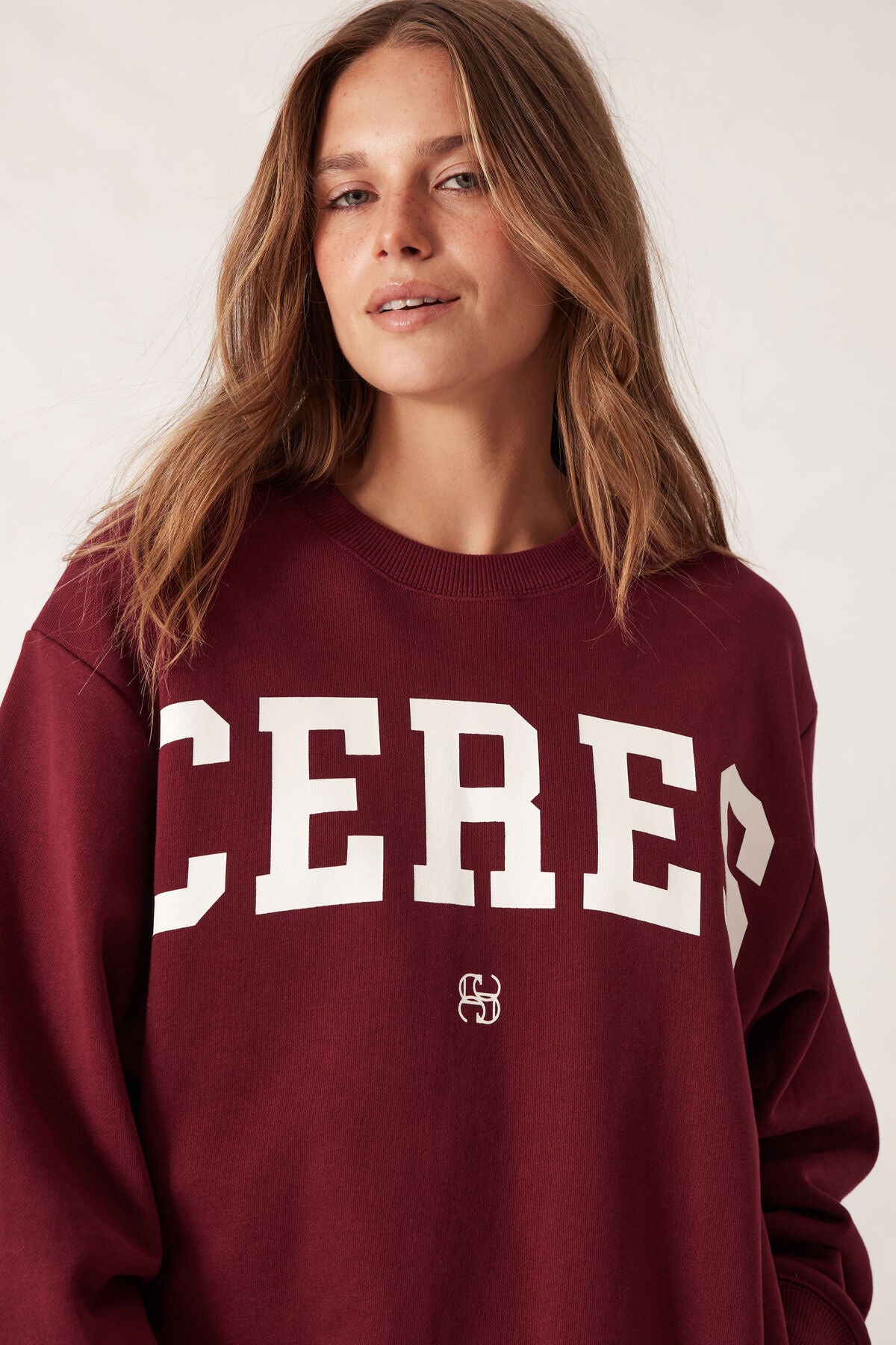 CERES LIFE OVERSIZED SLOUCHY CREW BURGUNDY