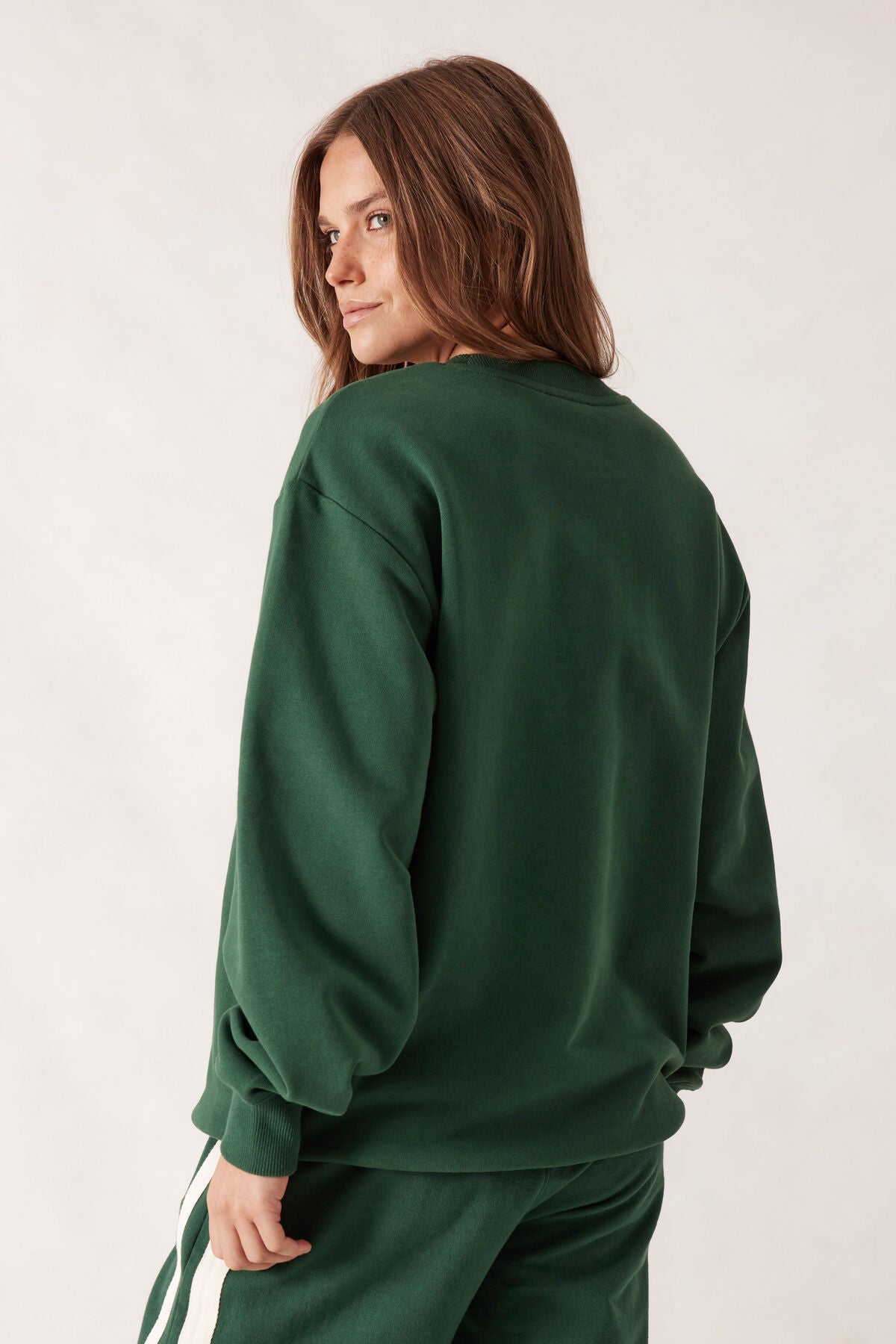 CERES LIFE OVERSIZED SLOUCHY CREW PINE GREEN