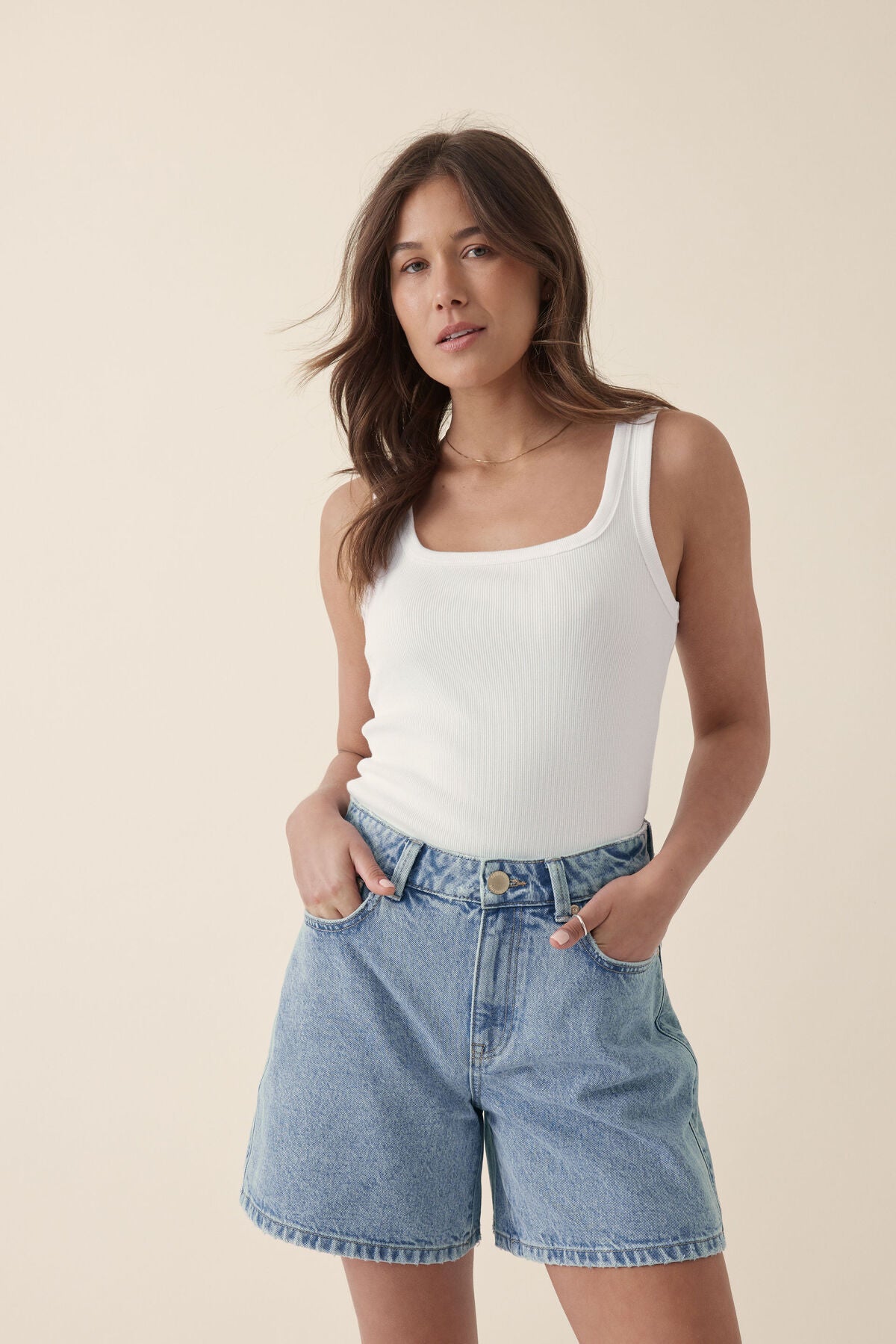 CERES LIFE ZAELI CONTOUR RIB SQUARE NECK TANK WHITE