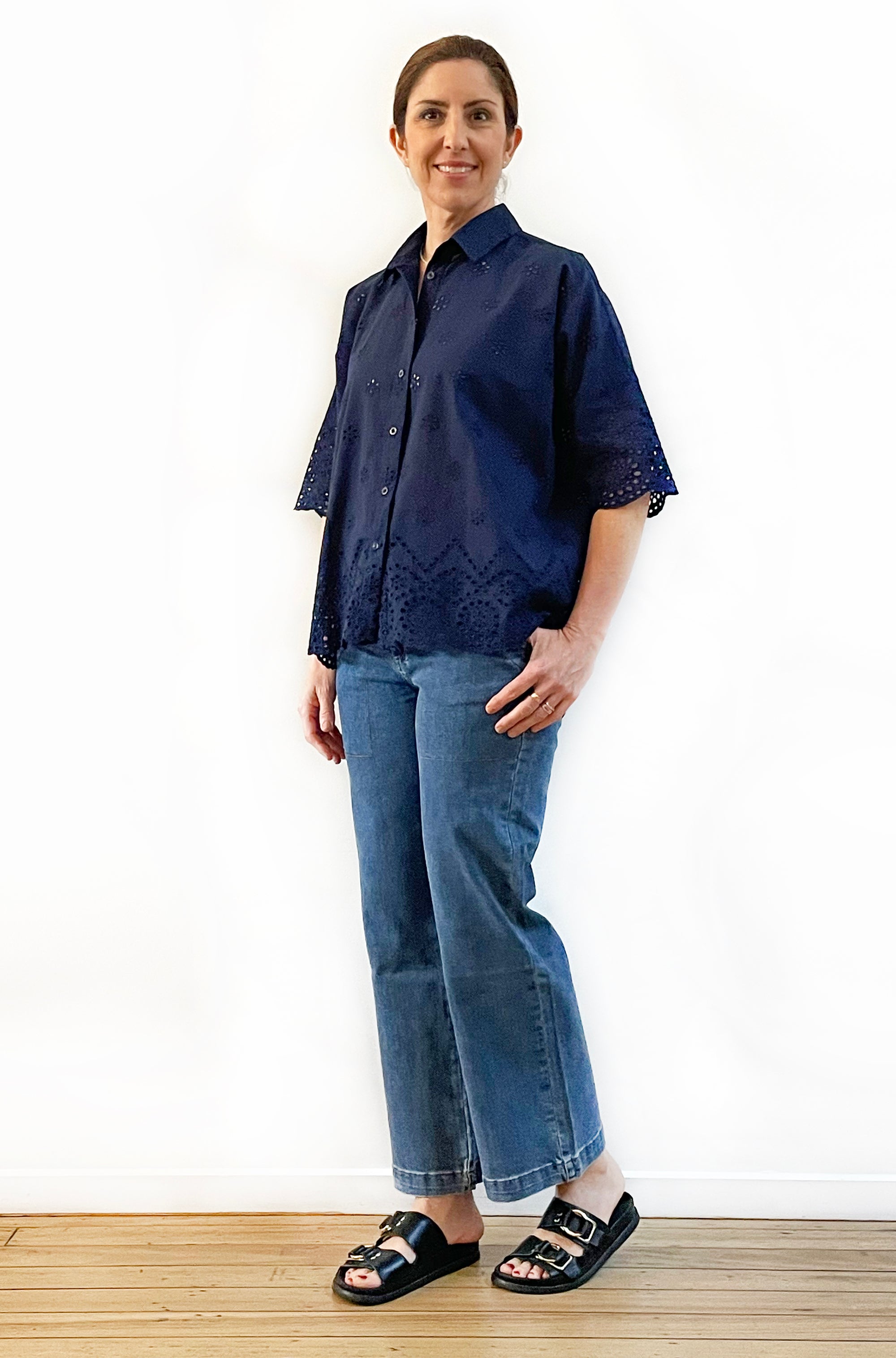 COTTON BRODERIE BOXY SHIRT NAVY