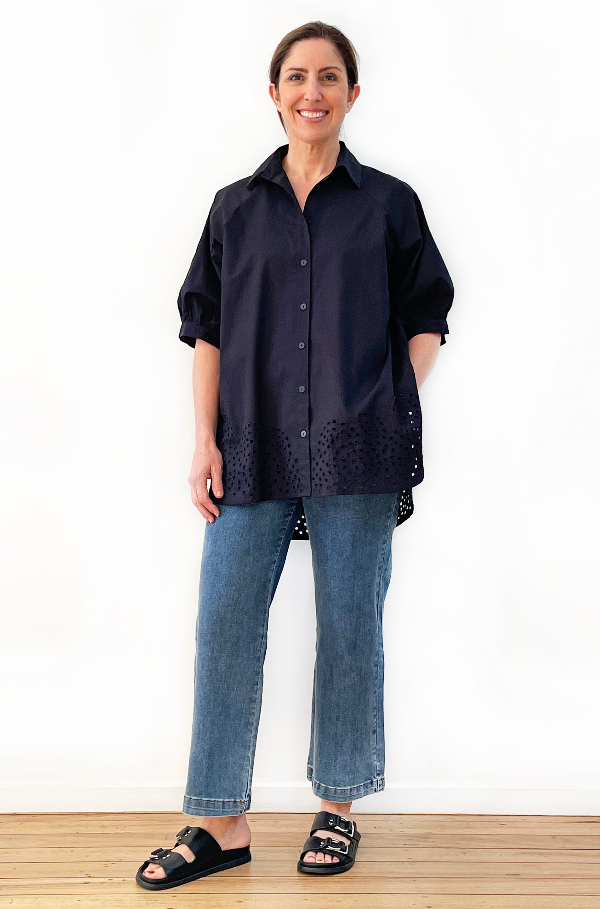 COTTON GATHERED SLEEVE CUTWORK SHIRT BLACK