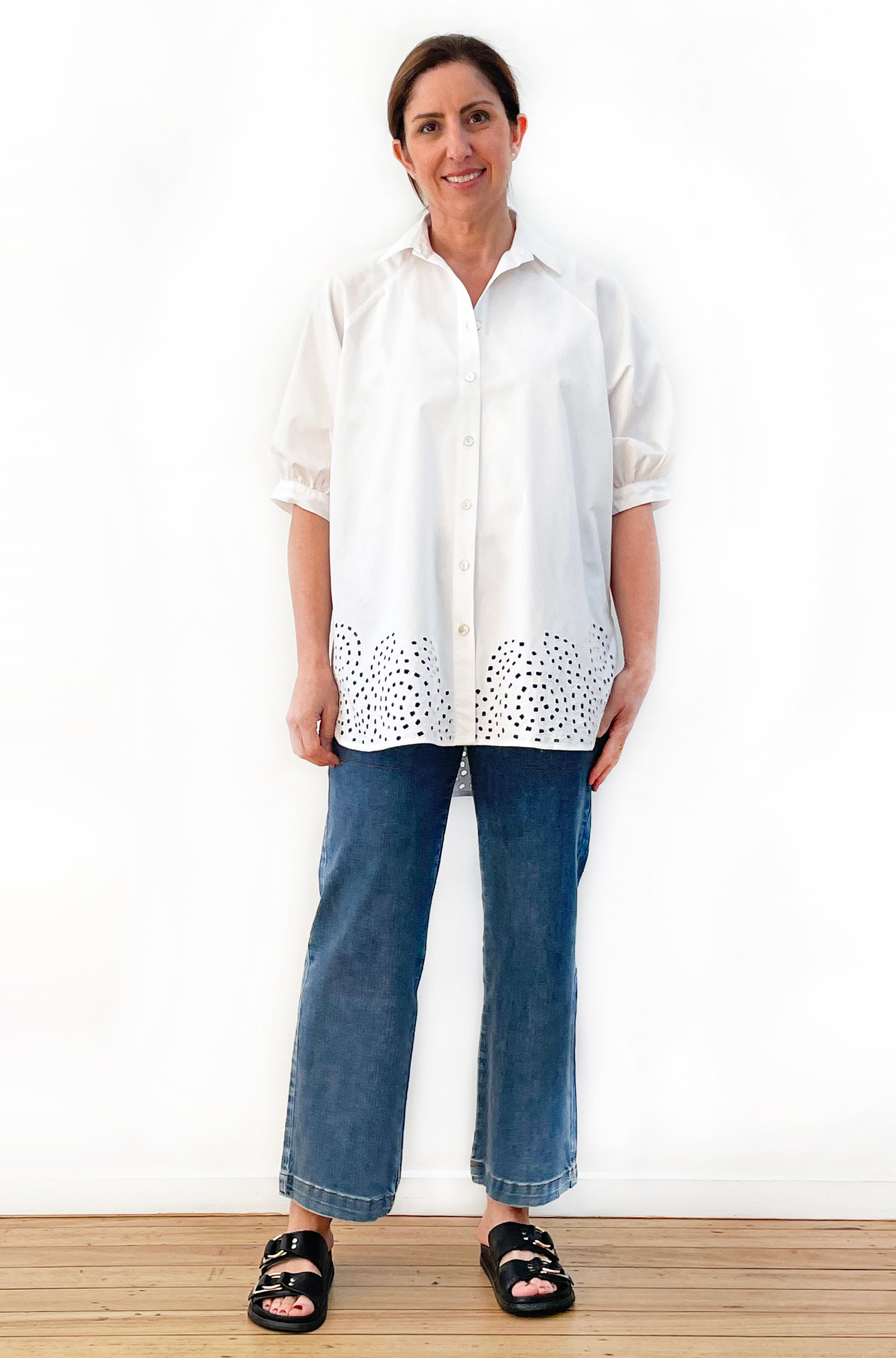 COTTON GATHERED SLEEVE CUTWORK SHIRT WHITE