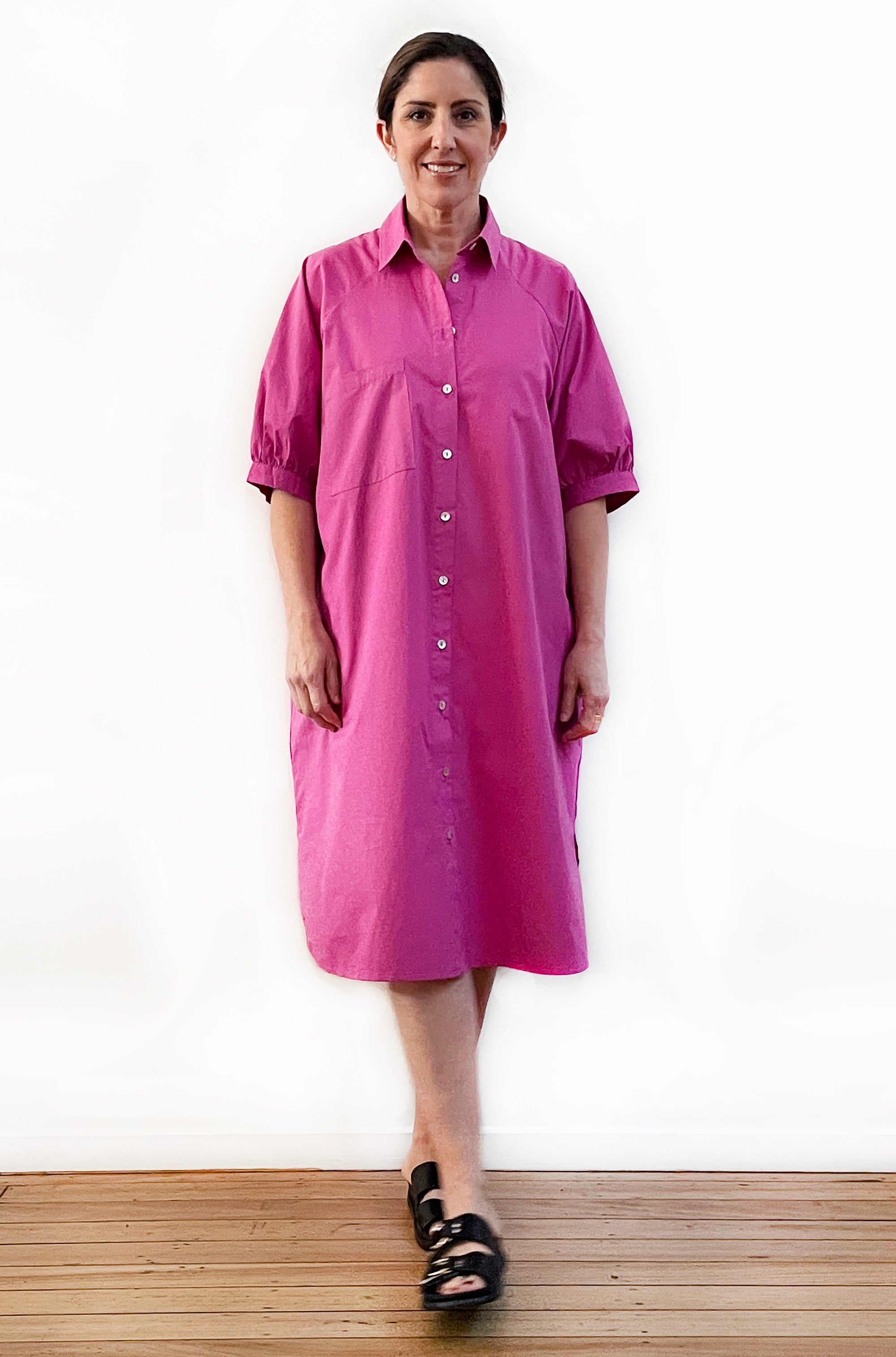 COTTON GATHERED SLEEVE SHIRT DRESS FUCHSIA