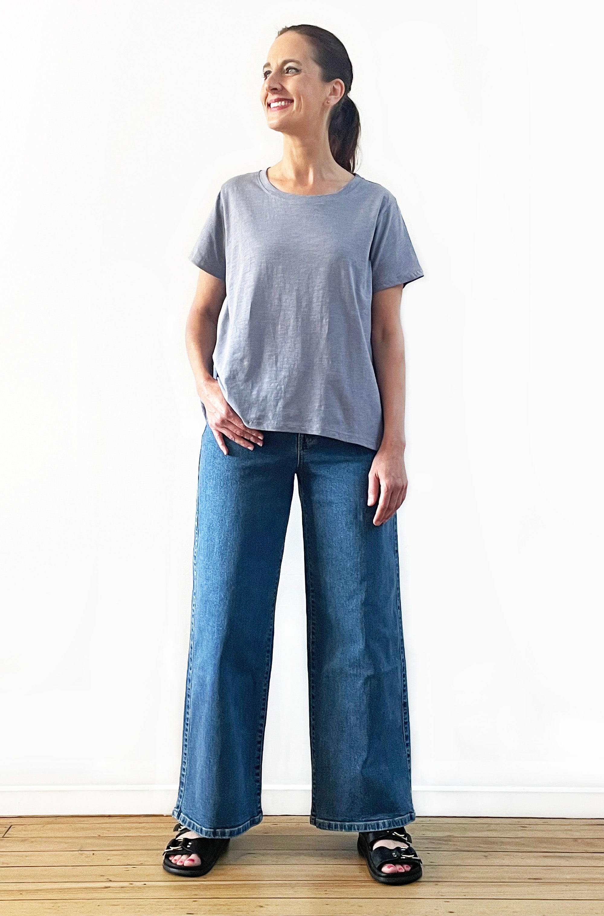 100% COTTON SHORT SLEEVE HI LO TEE SLATE BLUE