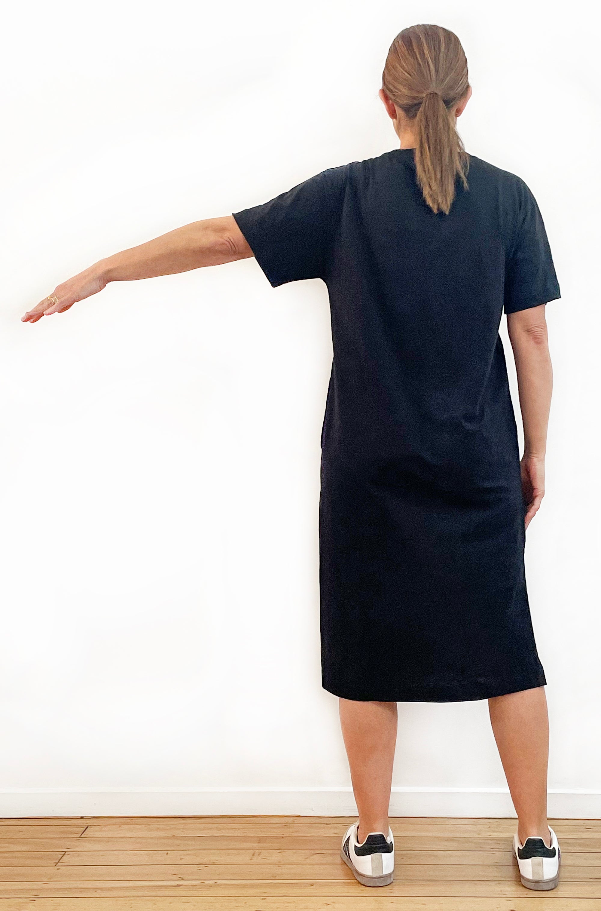 100% COTTON SHORT SLEEVE TEE DRESS BLACK