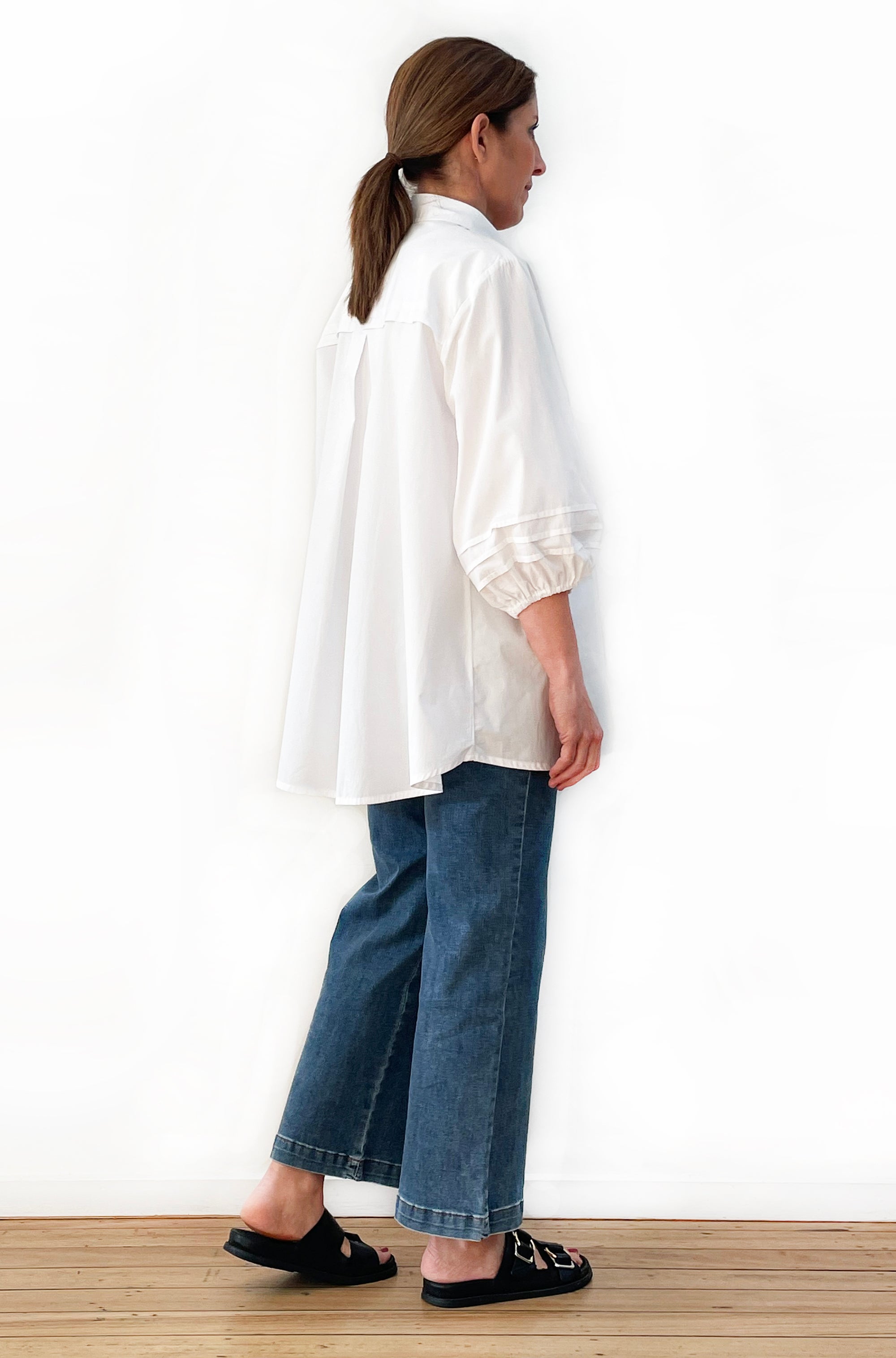 COTTON TUCKED SLEEVE SHIRT WHITE