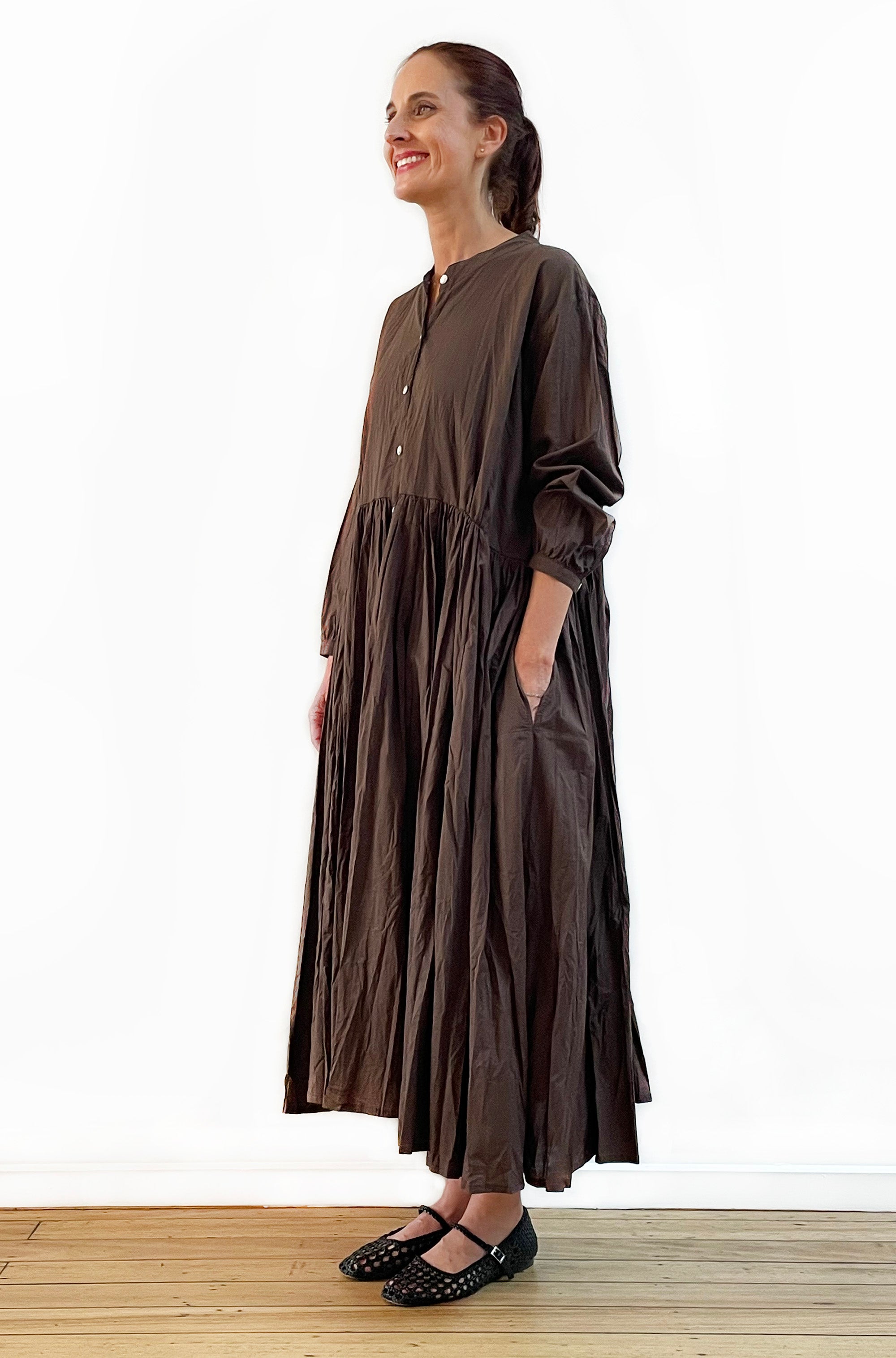 COTTON TWIST & GO BUTTON THRU DRESS CHOCOLATE