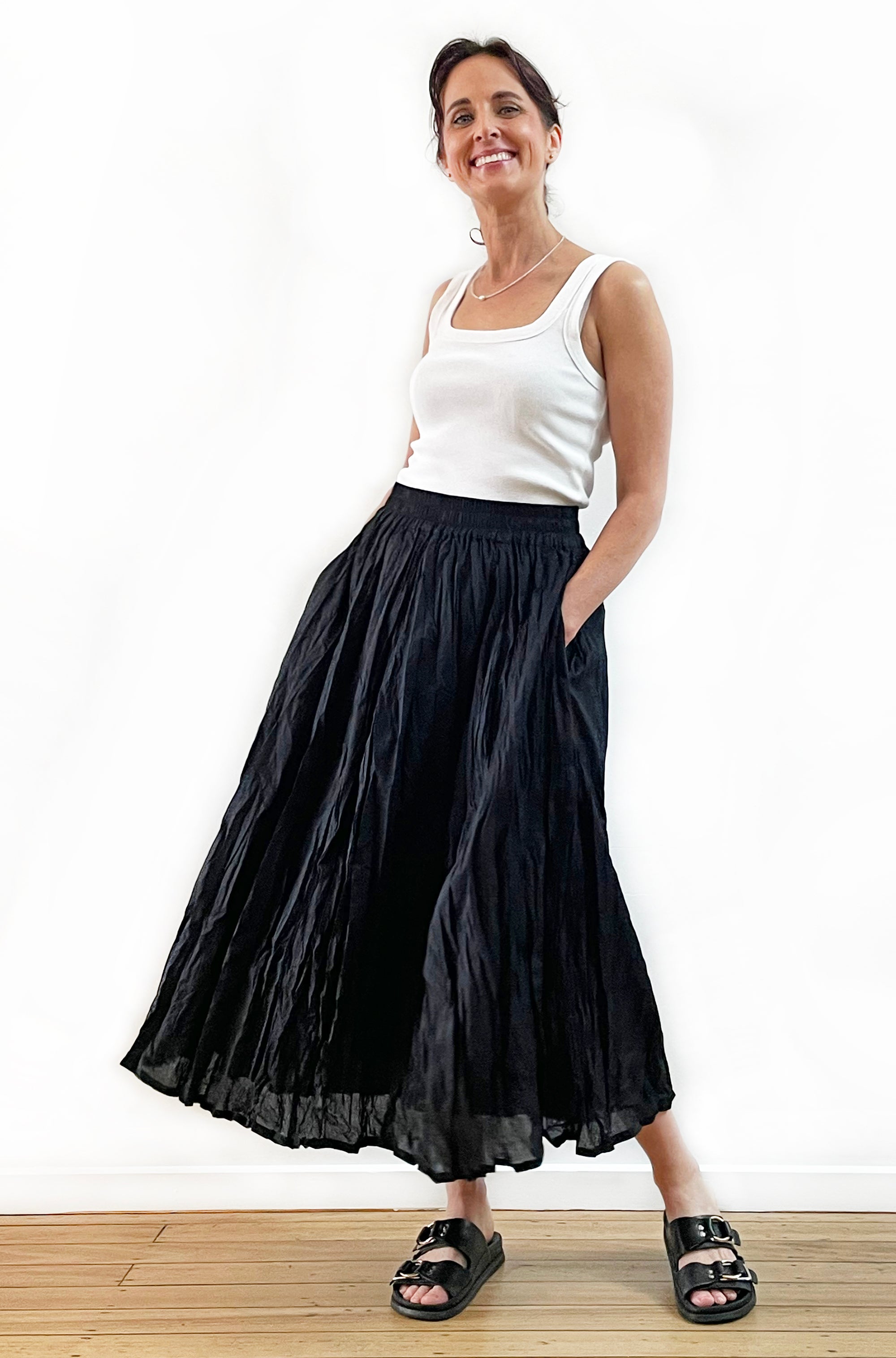 COTTON TWIST & GO MIDI SKIRT BLACK