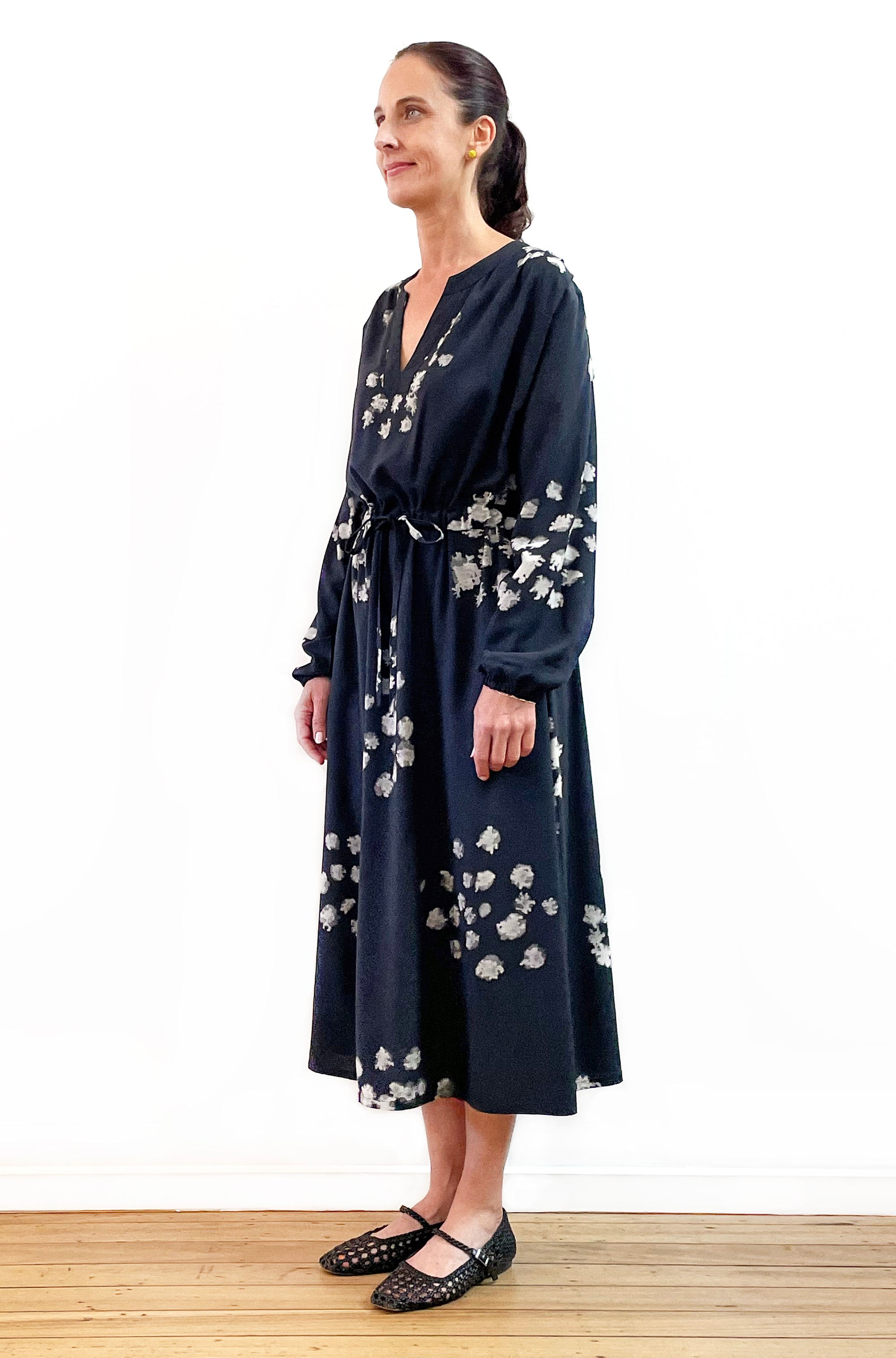 HAND DYED SPLIT NECK DRESS BLOSSOM