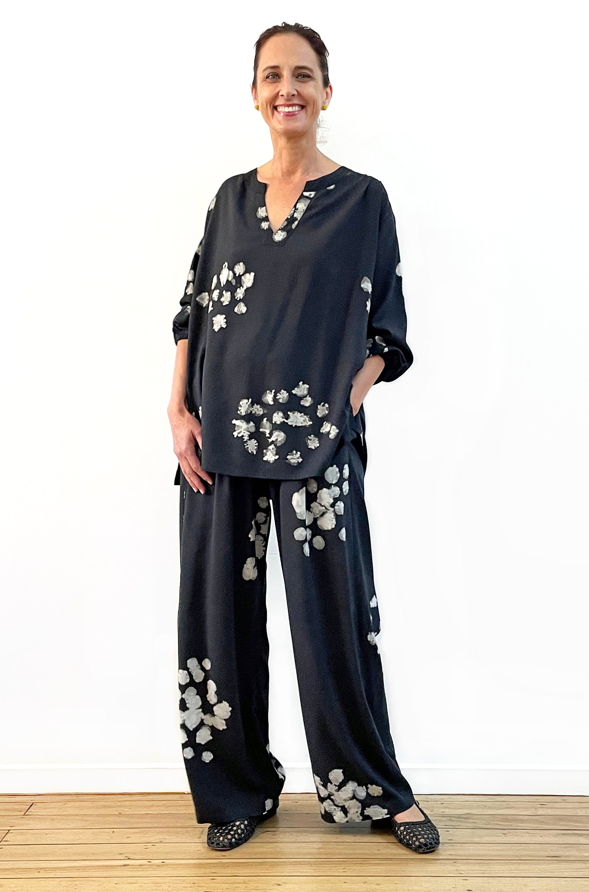HAND DYED SPLIT NECK TOP BLOSSOM