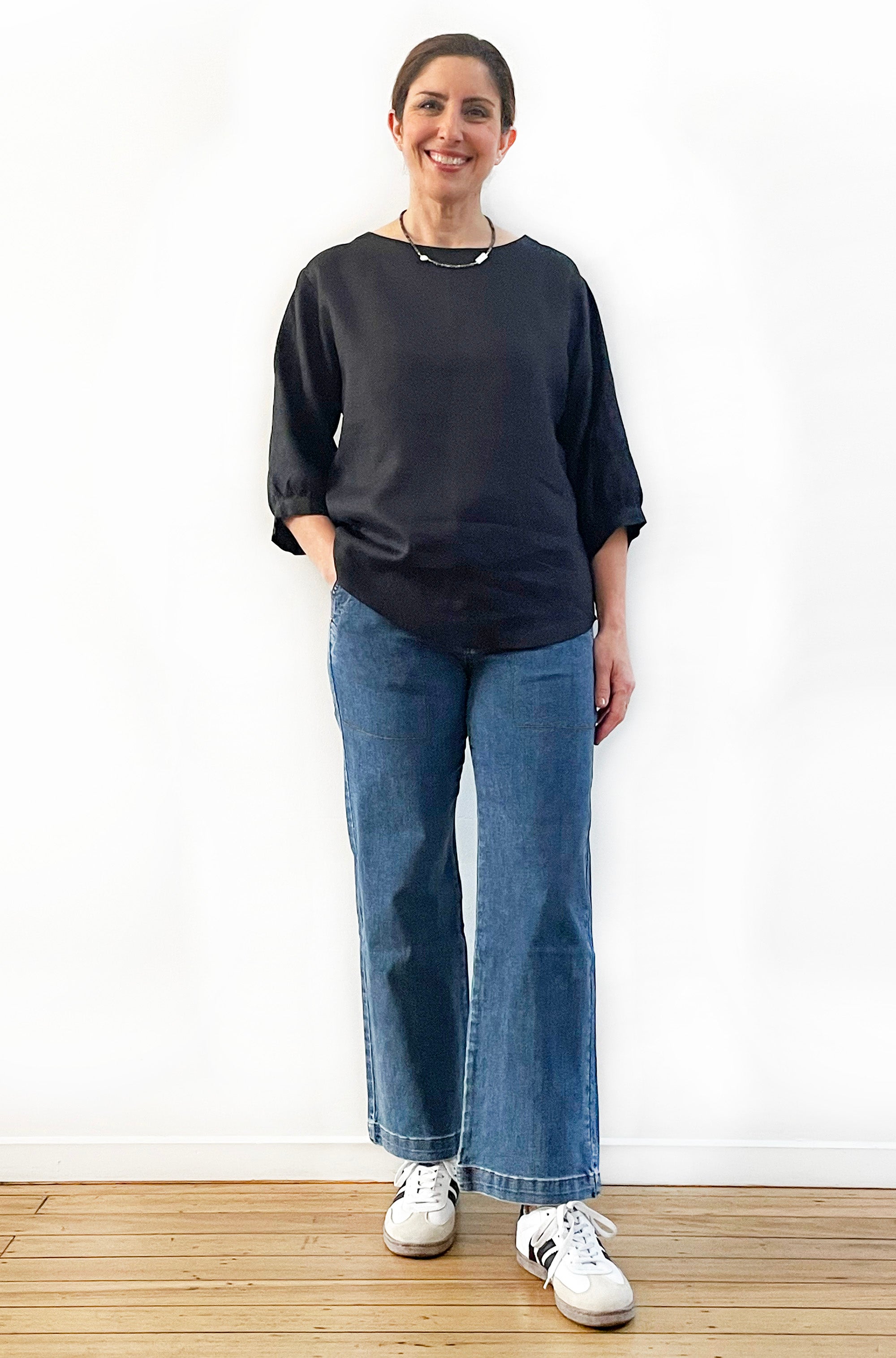 LINEN GATHERED SLEEVE TOP BLACK