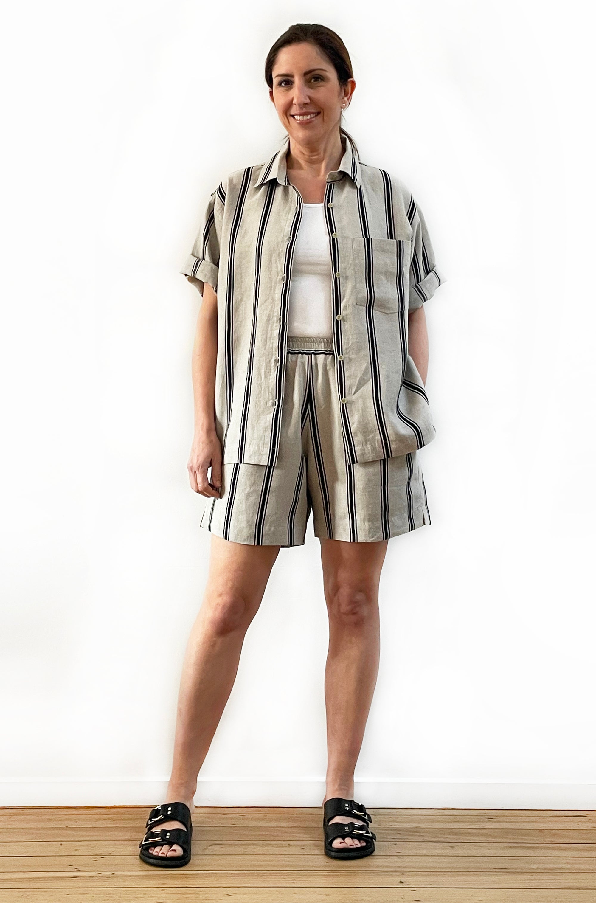 LINEN SHORT NATURAL STRIPE