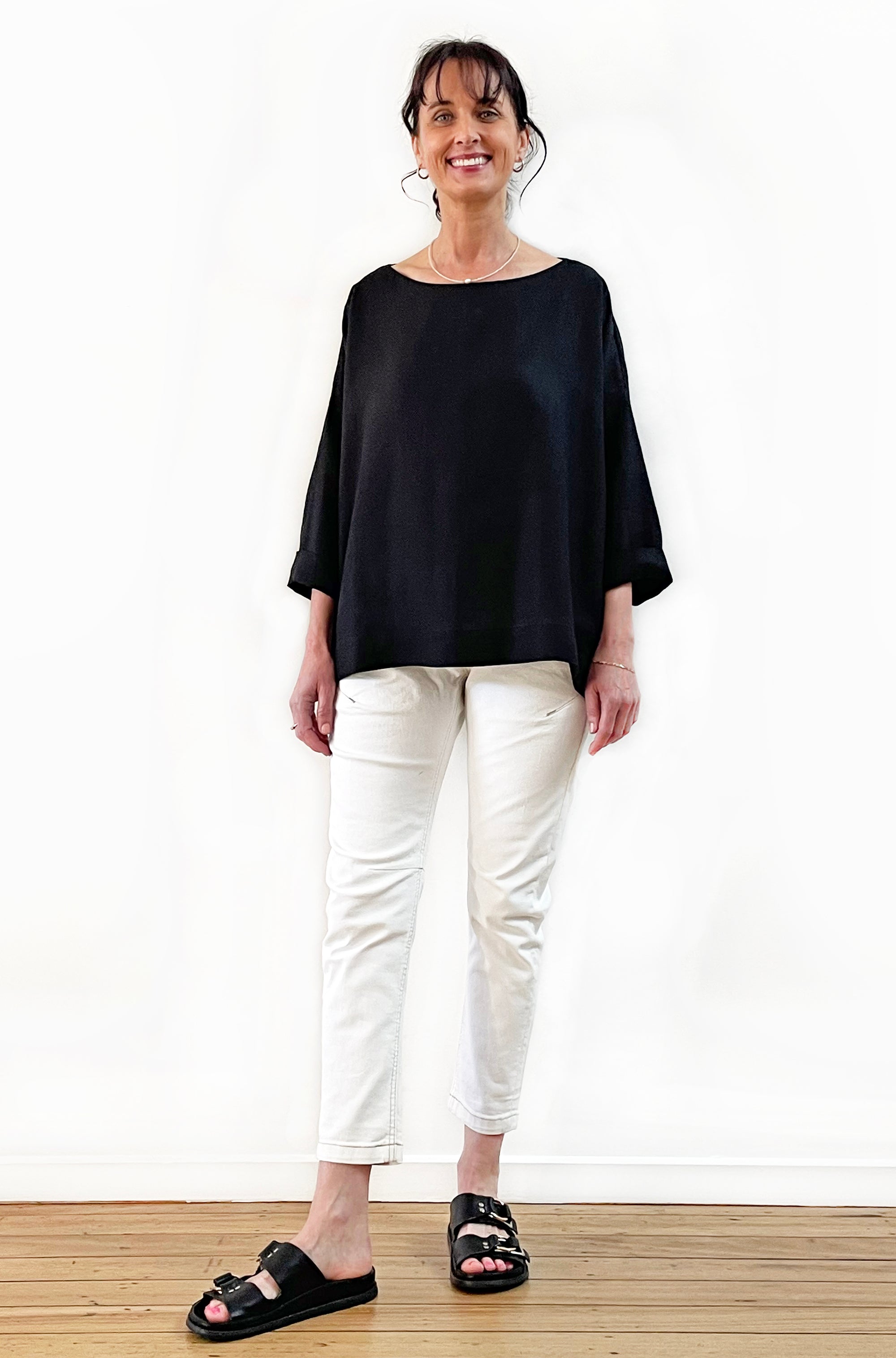 LINEN SLOUCHY TOP BLACK
