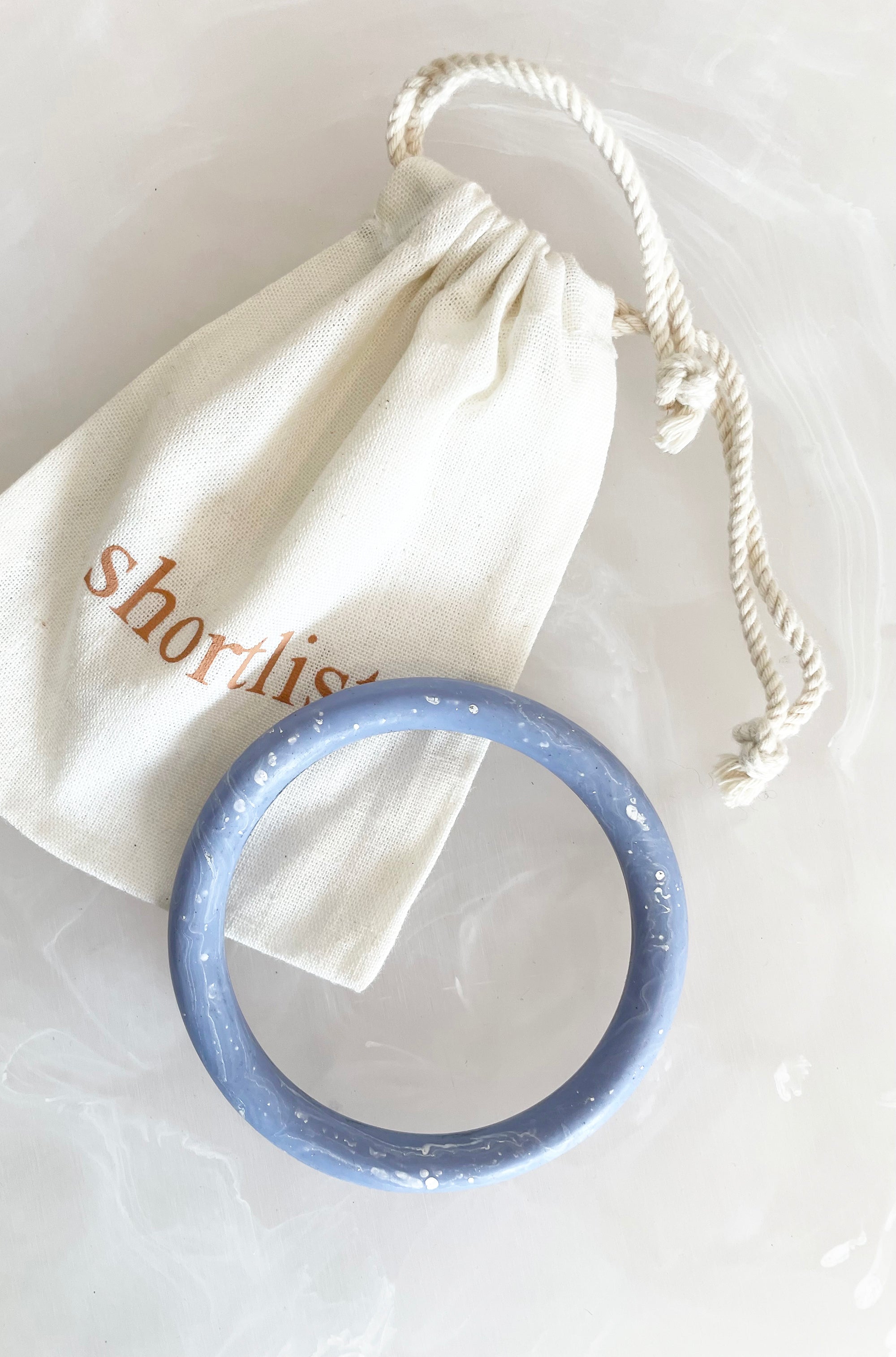 RESIN ROUND BANGLE LAVENDER/WHITE MARBLE