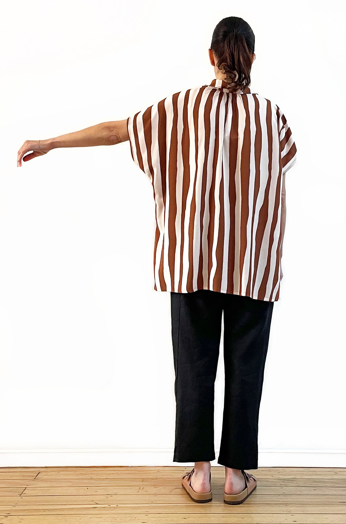 STRIPE PRINT POPOVER SHIRT CHESTNUT