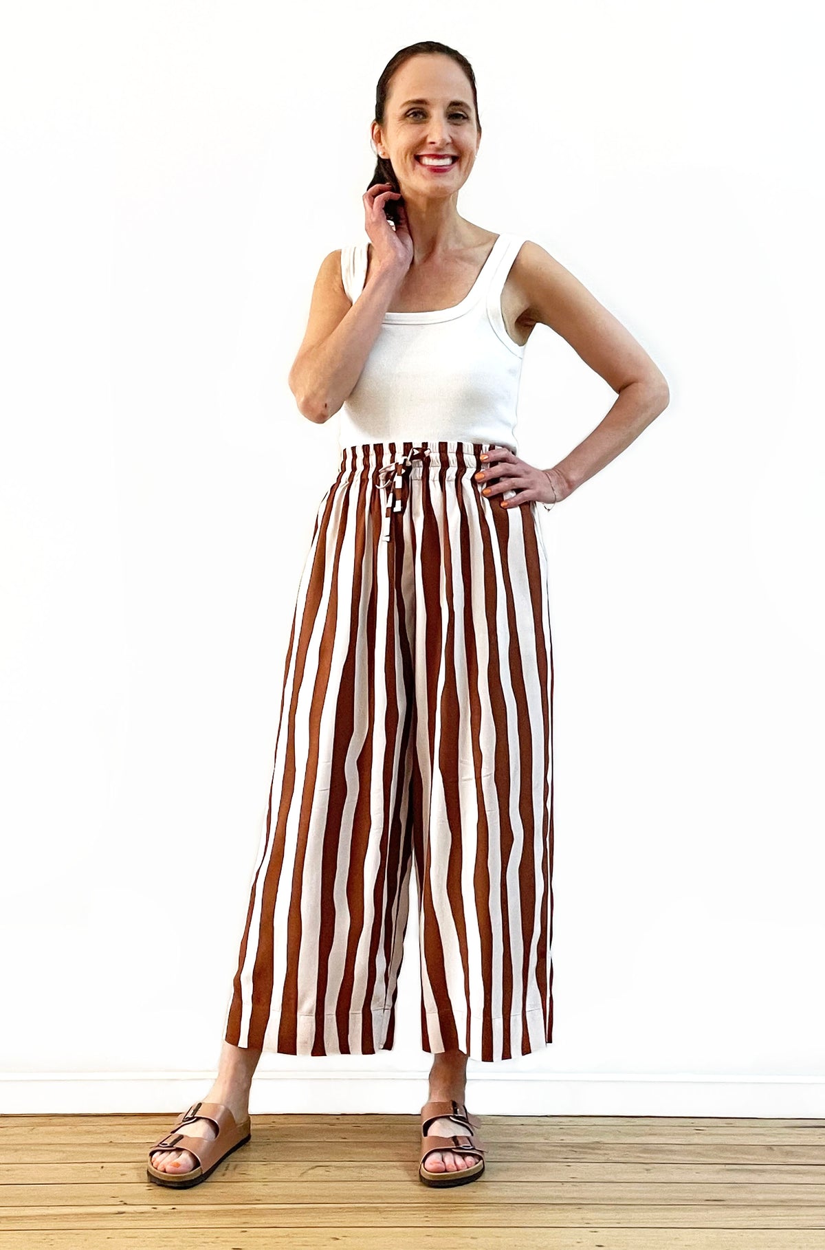 STRIPE PRINT CROPPED WIDE LEG PANT CHESNUT