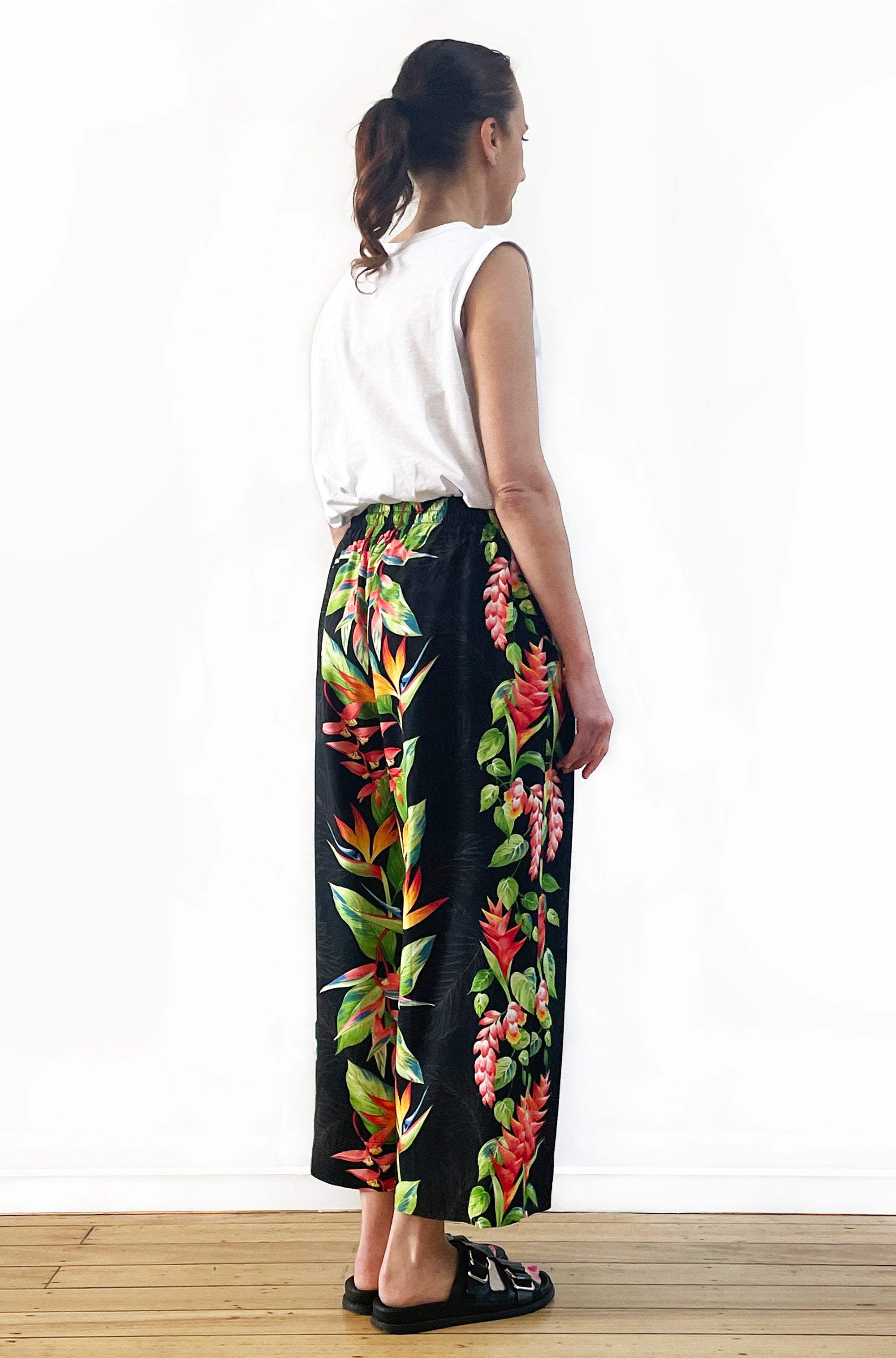 TROPICAL PRINT TIE FRONT PANT