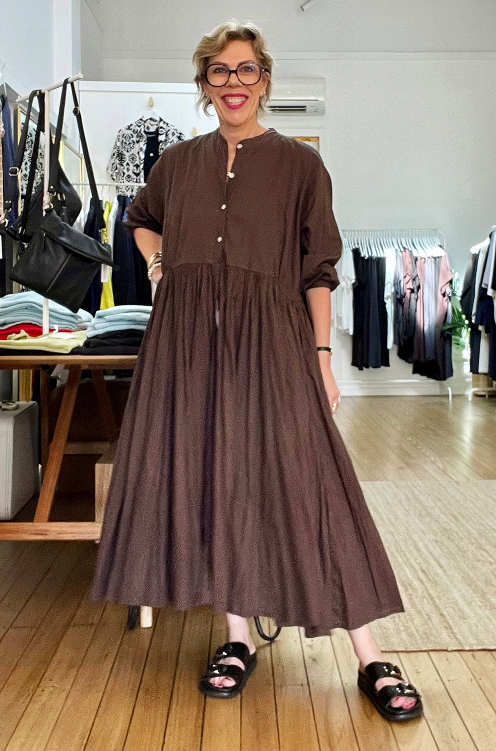 COTTON TWIST & GO BUTTON THRU DRESS CHOCOLATE