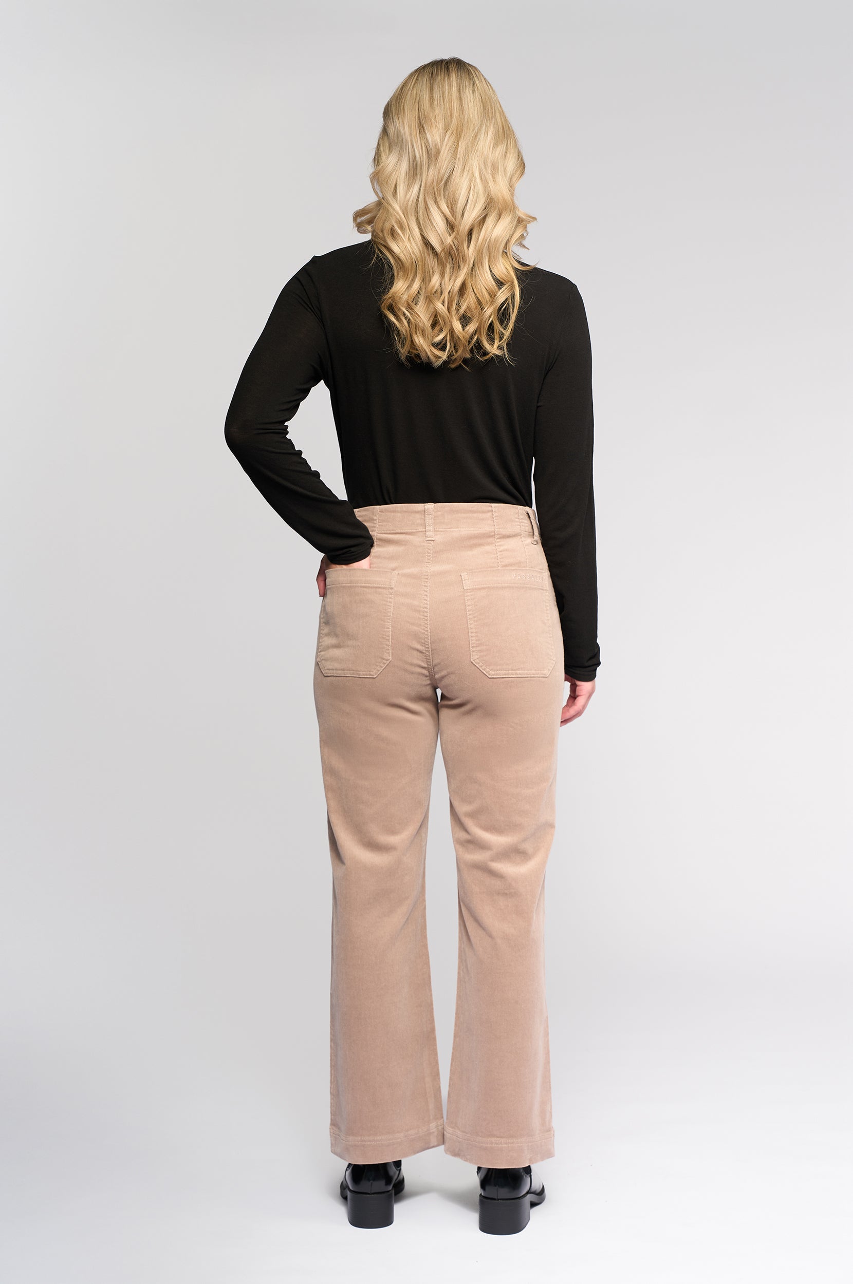 VASSALLI DAILY CORD PANT TWIG