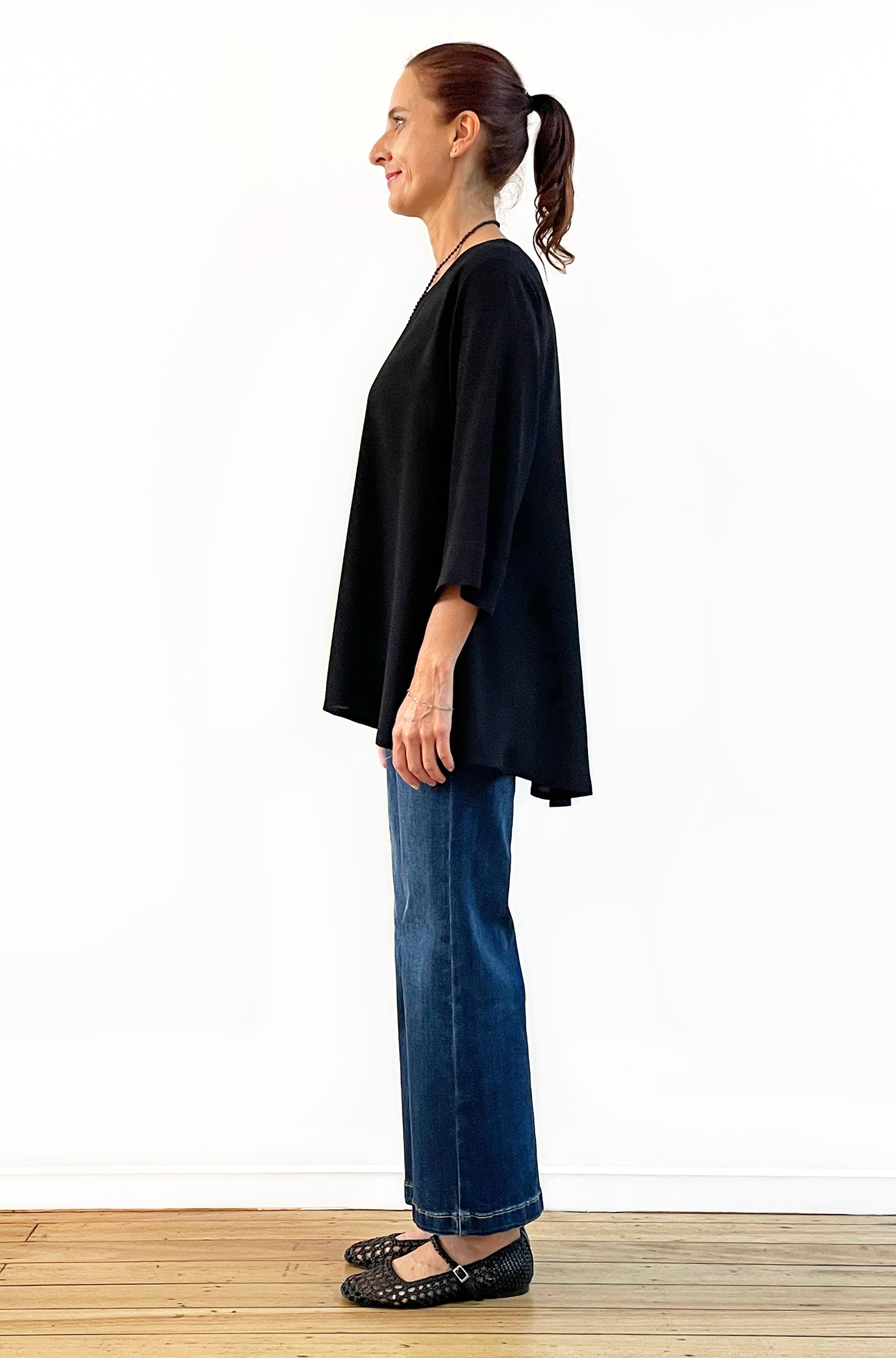 VISCOSE 3/4 SLEEVE HI LO TOP BLACK