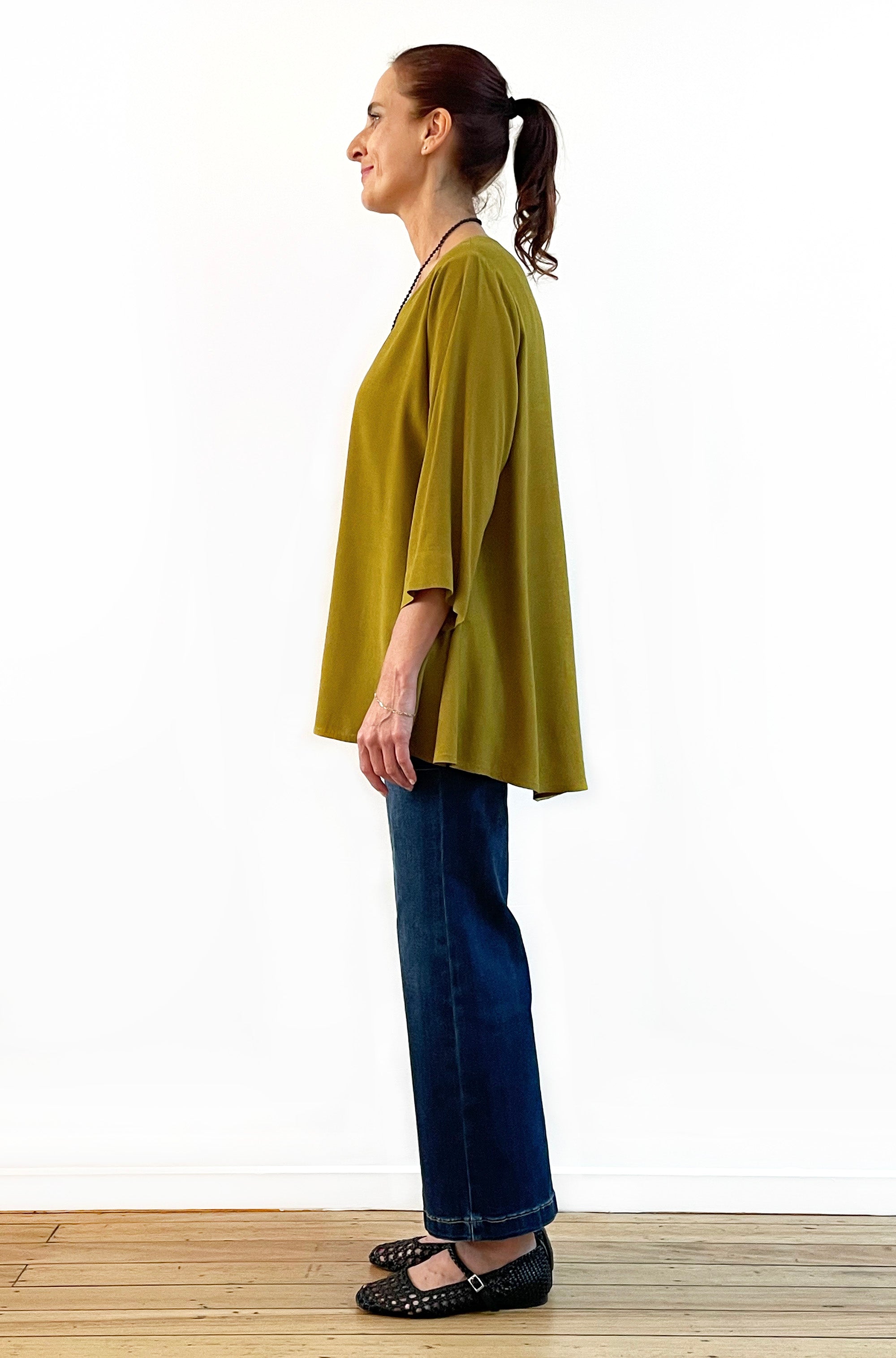 VISCOSE 3/4 SLEEVE HI LO TOP MOSS