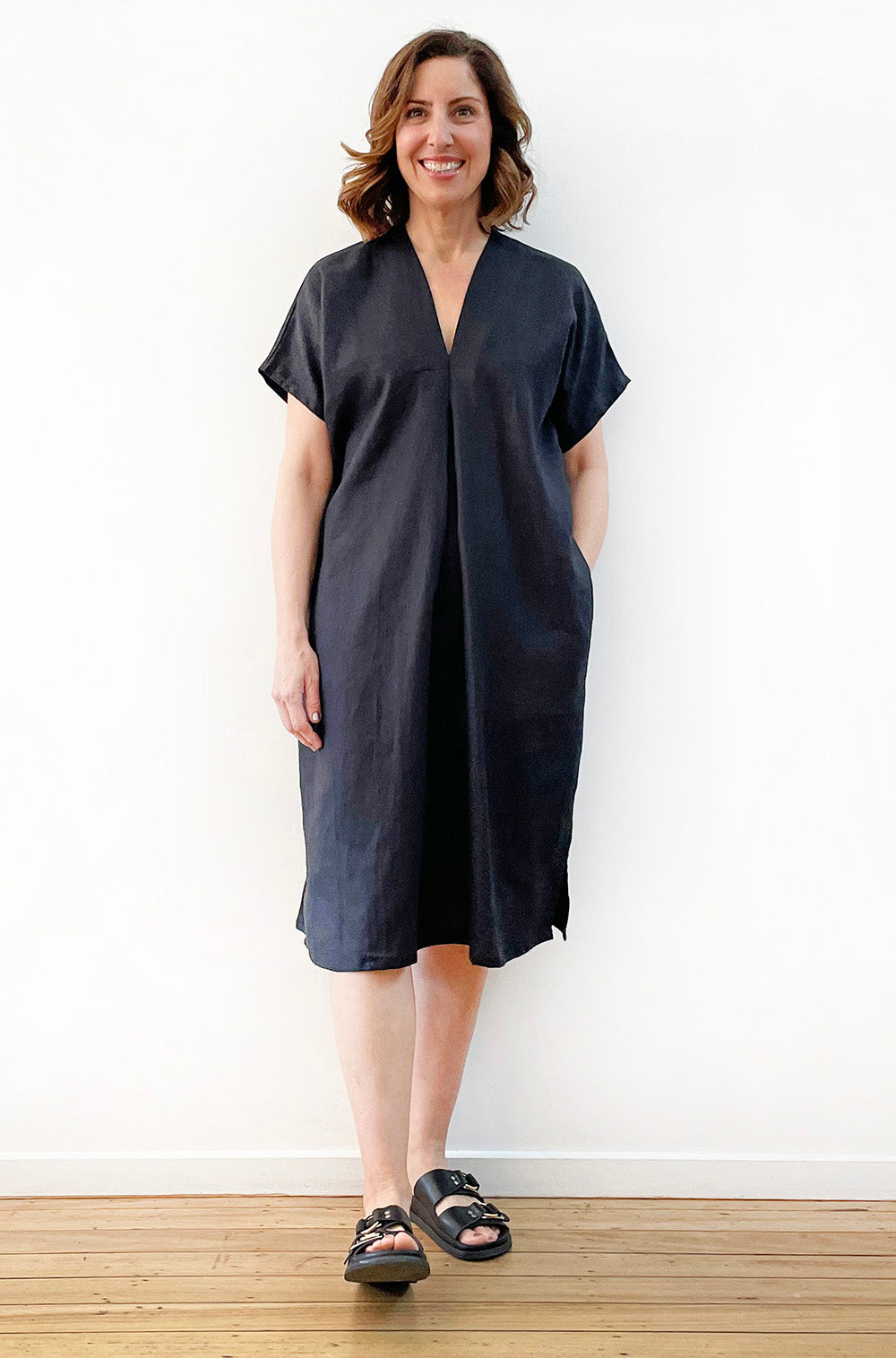 LINEN TUCKED DRESS BLACK