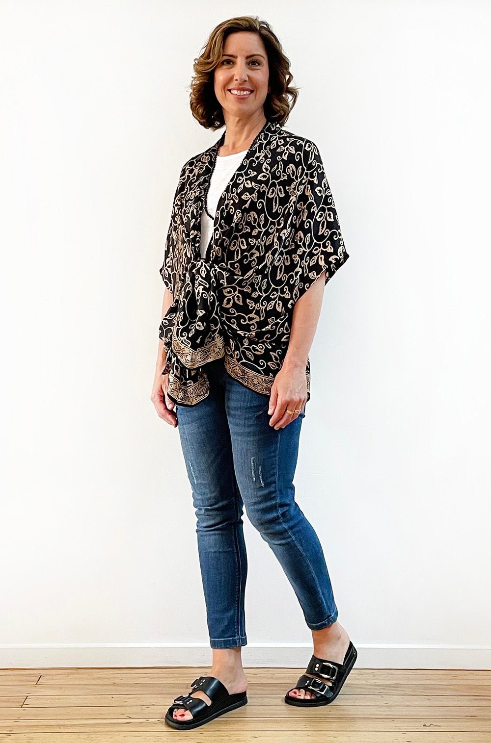 SILK KIMONO IN BLACK AND CAMEL PRINT