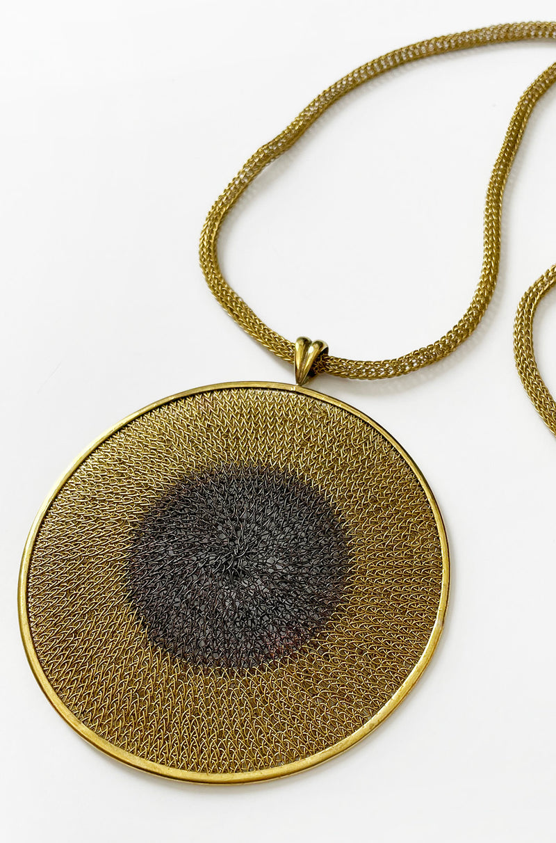 WIRE TWO TONE DISC PENDANT BRASS